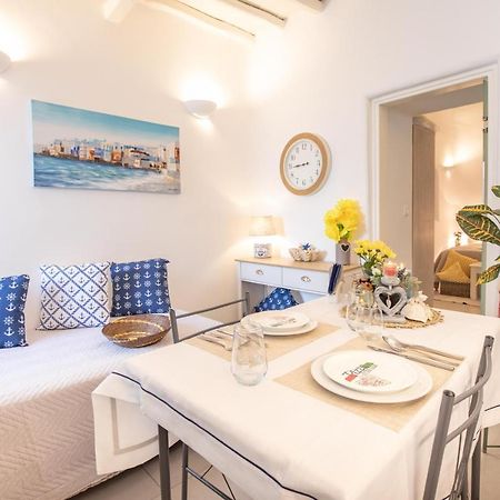 Sole Blu Mykonos Town Apartment One エクステリア 写真
