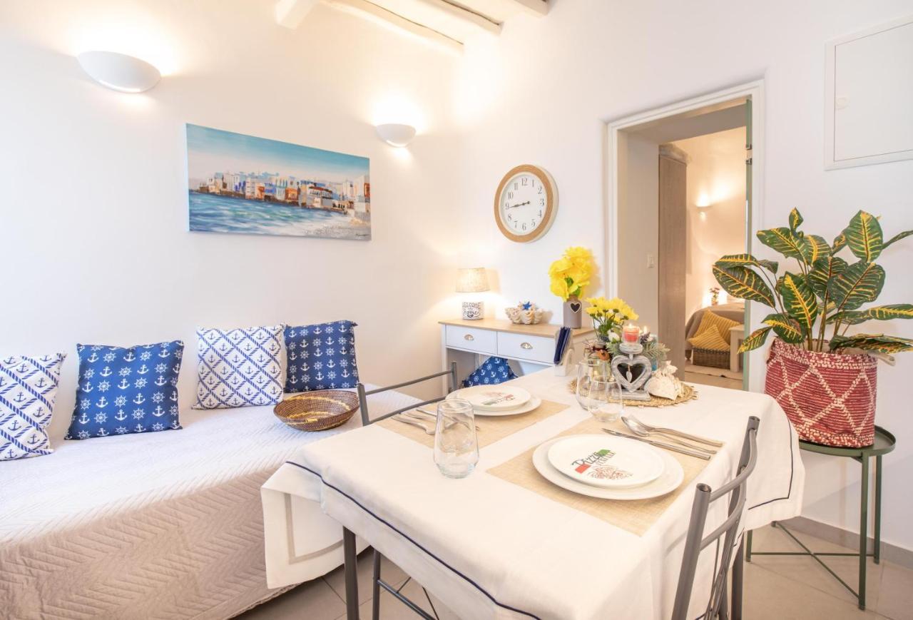 Sole Blu Mykonos Town Apartment One エクステリア 写真