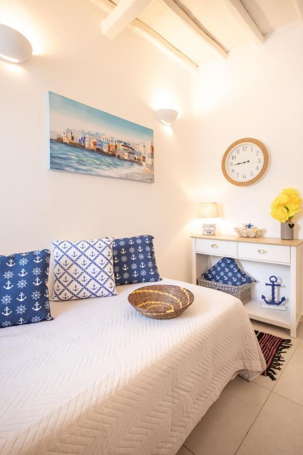 Sole Blu Mykonos Town Apartment One エクステリア 写真